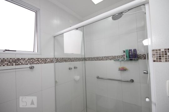 Banheiro de casa à venda com 3 quartos, 160m² em Jardim da Saúde, São Paulo