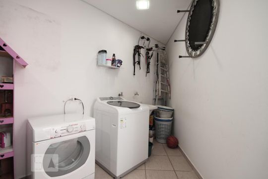 Área de serviço de casa à venda com 3 quartos, 160m² em Jardim da Saúde, São Paulo