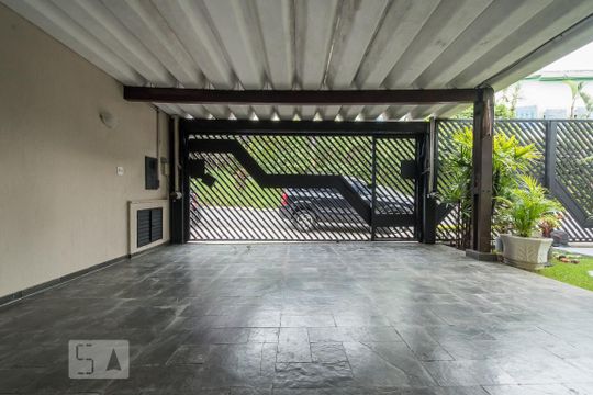 Garagem de casa à venda com 3 quartos, 350m² em Jardim Prudência, São Paulo