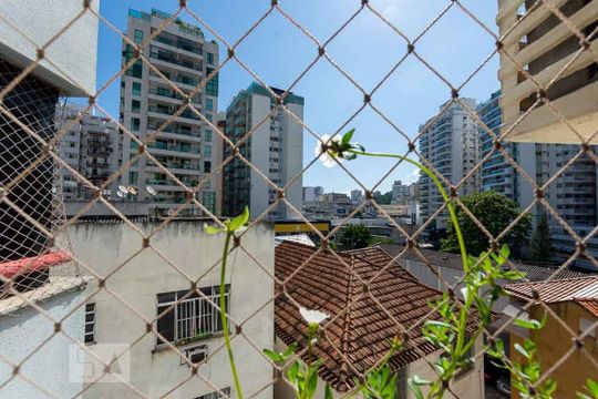 Vista do Quarto 1 de apartamento à venda com 3 quartos, 80m² em Icaraí, Niterói