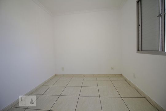 Quarto 2 de apartamento para alugar com 3 quartos, 60m² em Piratininga, Osasco