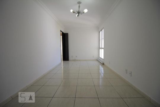 Apartamento para alugar com 3 quartos, 60m² em Piratininga, Osasco
