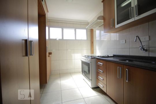 Cozinha de apartamento para alugar com 3 quartos, 60m² em Piratininga, Osasco