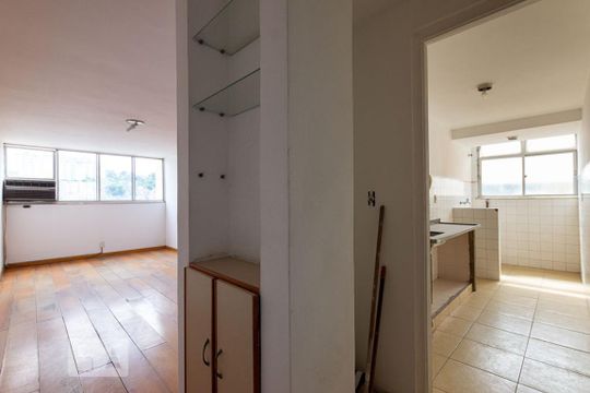 Sala / Cozinha de apartamento à venda com 2 quartos, 60m² em Fonseca, Niterói