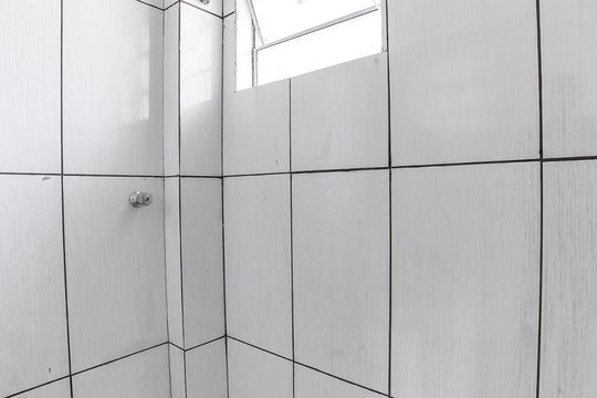 Banheiro de apartamento para alugar com 1 quarto, 35m² em Vila Gustavo, São Paulo