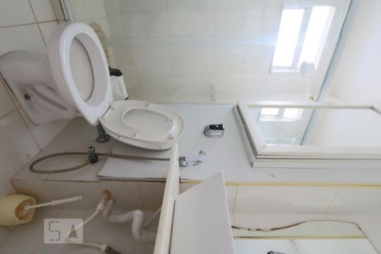 Banheiro de apartamento à venda com 2 quartos, 50m² em Vargem Pequena, Rio de Janeiro