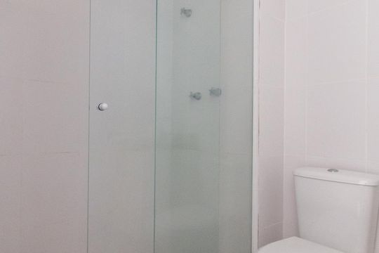 Banheiro de apartamento para alugar com 2 quartos, 60m² em Picanço, Guarulhos