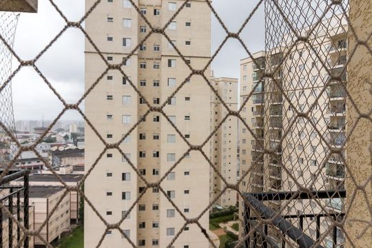 Vista área de serviço de apartamento para alugar com 2 quartos, 60m² em Picanço, Guarulhos