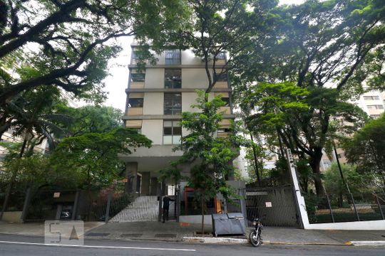 Fachada de apartamento à venda com 4 quartos, 240m² em Cerqueira César, São Paulo