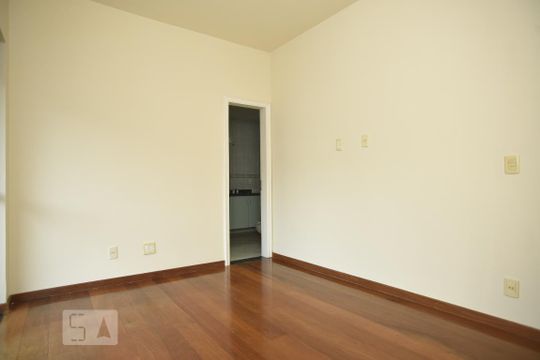Quarto 1 Suite de apartamento para alugar com 4 quartos, 194m² em Jardim Guanabara, Rio de Janeiro