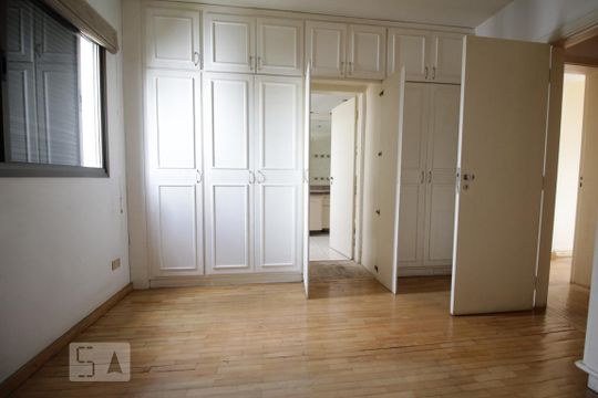 Suíte 2 de apartamento para alugar com 4 quartos, 161m² em Vila Suzana, São Paulo