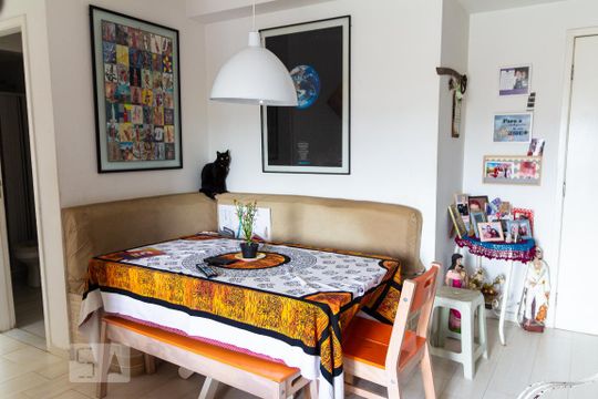 Sala de apartamento à venda com 2 quartos, 52m² em Del Castilho, Rio de Janeiro