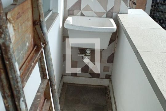 Kitnet/Studio para alugar com 1 quarto, 30m² em Centro, Niterói