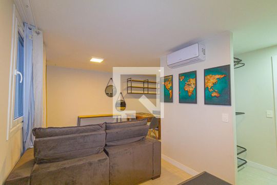 Studio de kitnet/studio para alugar com 1 quarto, 33m² em Marechal Rondon, Canoas