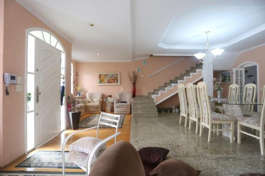 Casa à venda com 4 quartos, 384m² em Vila Campesina, Osasco