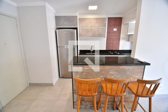 Cozinha de apartamento para alugar com 1 quarto, 67m² em Centro, Campinas