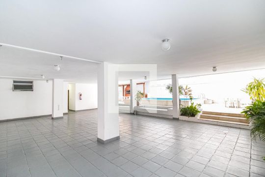 Área comum de apartamento para alugar com 3 quartos, 160m² em Barra da Tijuca, Rio de Janeiro