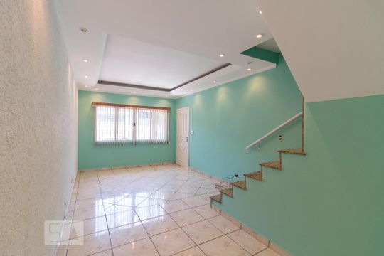 Casa para alugar com 3 quartos, 193m² em Jardim São Francisco, Guarulhos