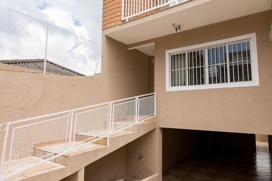Fachada da casa de casa para alugar com 3 quartos, 193m² em Jardim São Francisco, Guarulhos