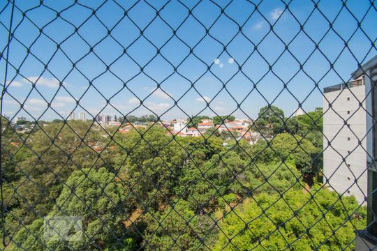 Vista do Quarto 2 de apartamento para alugar com 3 quartos, 320m² em Vila Brasílio Machado, São Paulo