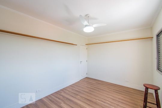 Quarto 1 de apartamento para alugar com 3 quartos, 320m² em Vila Brasílio Machado, São Paulo