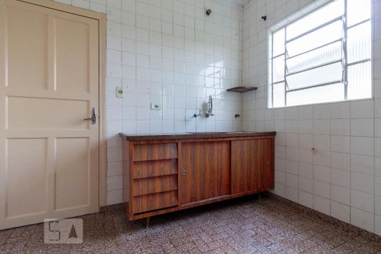 Cozinha de casa à venda com 2 quartos, 100m² em Vila Mesquita, São Paulo