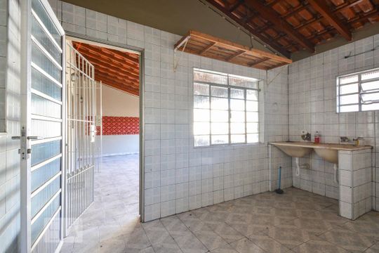 Área de Serviço de casa para alugar com 2 quartos, 110m² em Taboão, Diadema