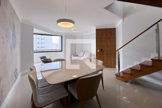 Sala de apartamento para alugar com 3 quartos, 250m² em Indianópolis, São Paulo