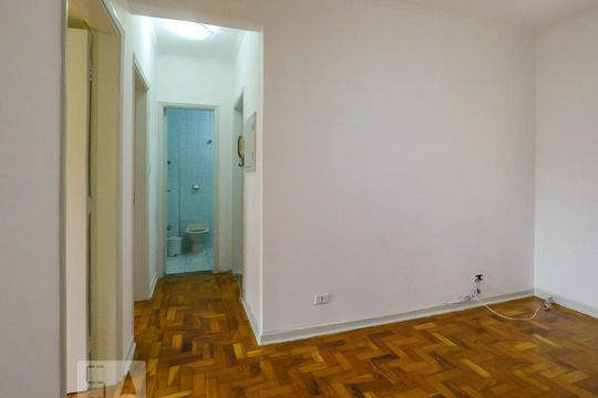 Corredor de apartamento à venda com 2 quartos, 64m² em Liberdade, São Paulo