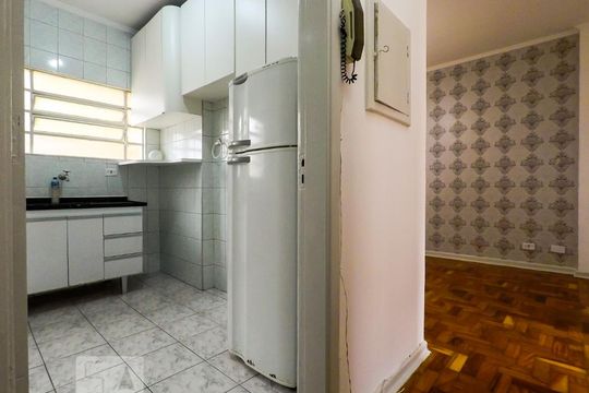 Cozinha de apartamento à venda com 2 quartos, 64m² em Liberdade, São Paulo