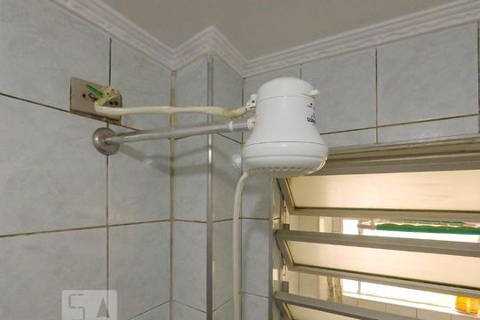 Banheiro de apartamento à venda com 2 quartos, 64m² em Liberdade, São Paulo