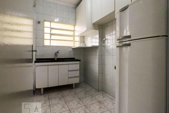 Cozinha de apartamento à venda com 2 quartos, 64m² em Liberdade, São Paulo