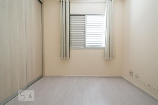 Quarto 2 de apartamento para alugar com 3 quartos, 82m² em Jardim Itapeva, São Paulo