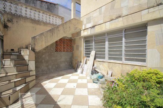 Garagem de casa para alugar com 2 quartos, 90m² em Bonfim, Osasco