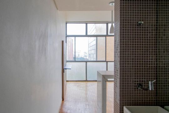 Entrada de kitnet/studio à venda com 1 quarto, 40m² em Lourdes, Belo Horizonte