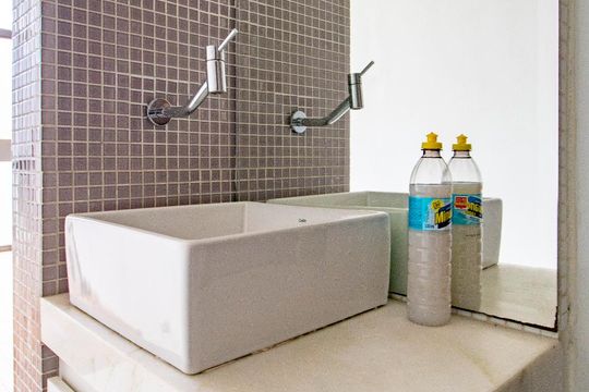 Lavatório de kitnet/studio à venda com 1 quarto, 40m² em Lourdes, Belo Horizonte