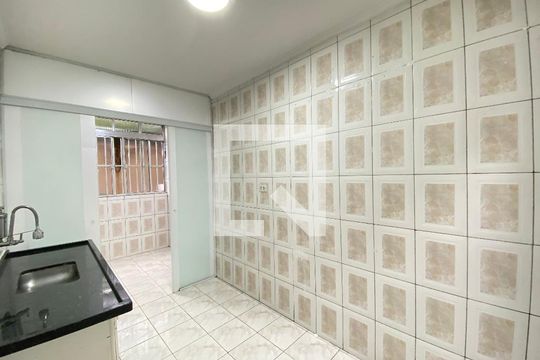 Cozinha de apartamento para alugar com 2 quartos, 64m² em Vila Rio, Guarulhos