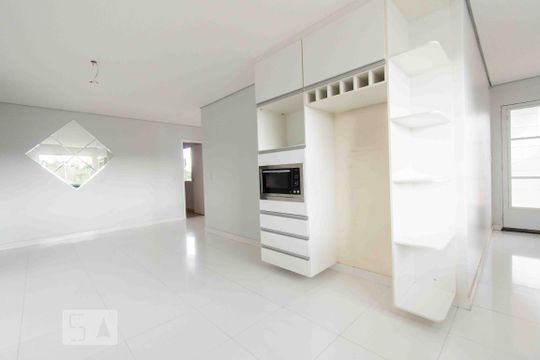 Cozinha de casa à venda com 4 quartos, 120m² em Vicente Peres, Brasília
