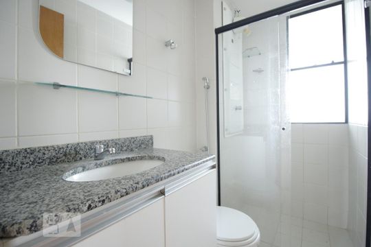 Banheiro Social de apartamento para alugar com 3 quartos, 80m² em Águas Claras, Brasília