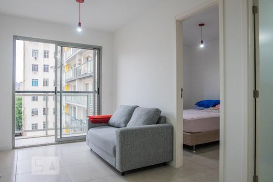 Sala/Cozinha de apartamento à venda com 1 quarto, 45m² em Centro, Rio de Janeiro