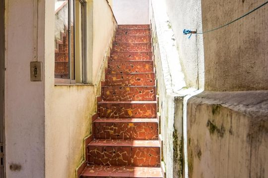 Escadas de casa à venda com 3 quartos, 120m² em Santa Paula, São Caetano do Sul