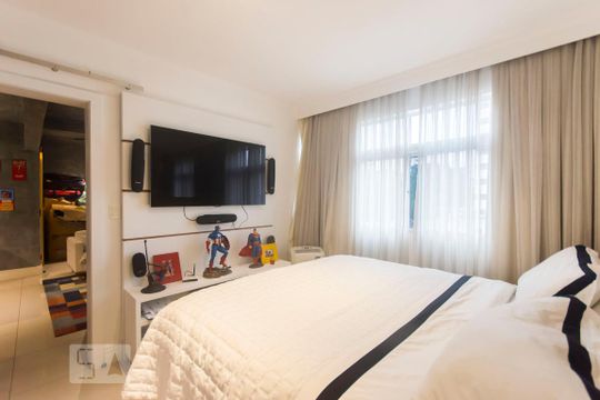 Quarto de apartamento à venda com 1 quarto, 47m² em Moema, São Paulo