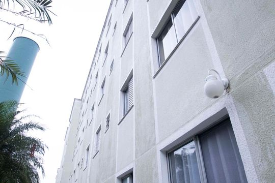 fachada de apartamento para alugar com 2 quartos, 45m² em Vila Carminha, Campinas