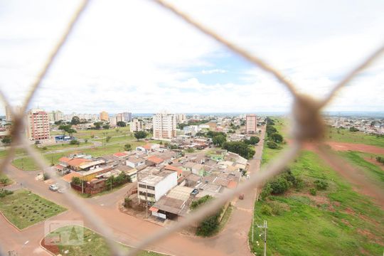 Vista do Quarto Suíte de apartamento para alugar com 2 quartos, 55m² em Samambaia Sul (samambaia), Brasília