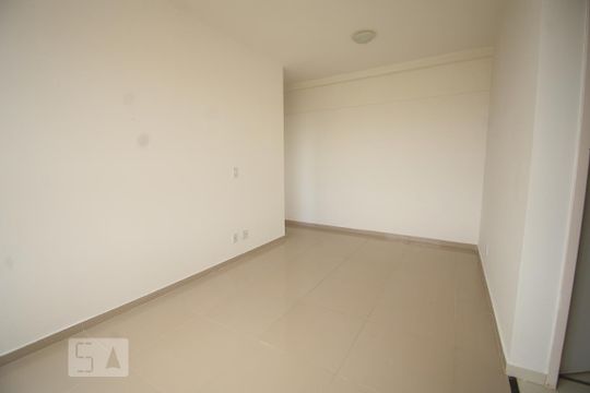 Sala de apartamento para alugar com 2 quartos, 55m² em Samambaia Sul (samambaia), Brasília