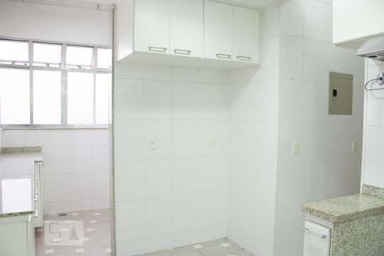 Cozinha de apartamento à venda com 2 quartos, 170m² em Laranjeiras, Rio de Janeiro