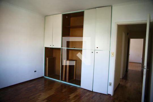 Quarto 1  de casa à venda com 3 quartos, 400m² em Nova Petrópolis, São Bernardo do Campo