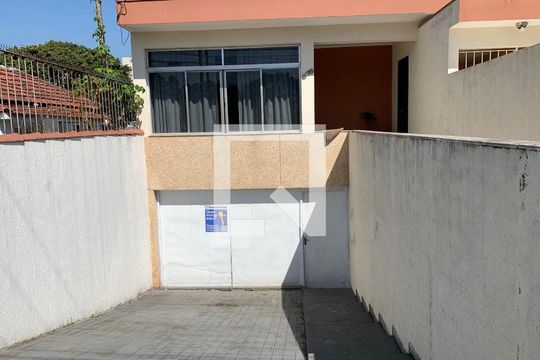 Fachada  de casa à venda com 3 quartos, 400m² em Nova Petrópolis, São Bernardo do Campo