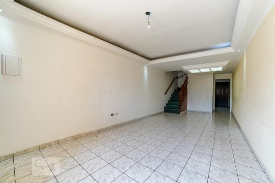 Sala de casa de condomínio à venda com 2 quartos, 90m² em Lajeado, São Paulo