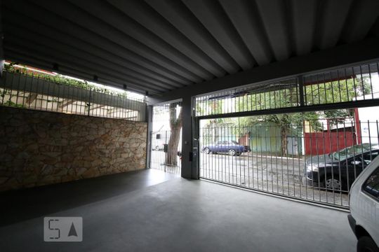 Garagem  de casa para alugar com 5 quartos, 500m² em Chácara Santo Antônio (zona Sul), São Paulo